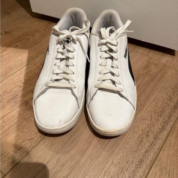 Puma White and‎ Black Classic Sneakers - Picture 4 of 7